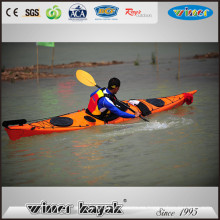 2016 El nuevo estilo Kayak del mar velocidad rápida se sienta en solo kayak con timón